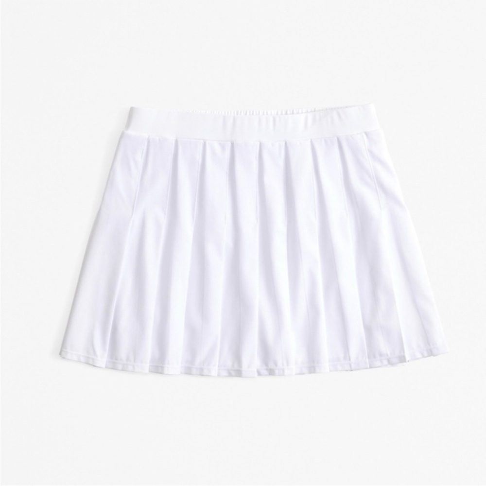 Abercrombie & Fitch Traveler Pleated Skort